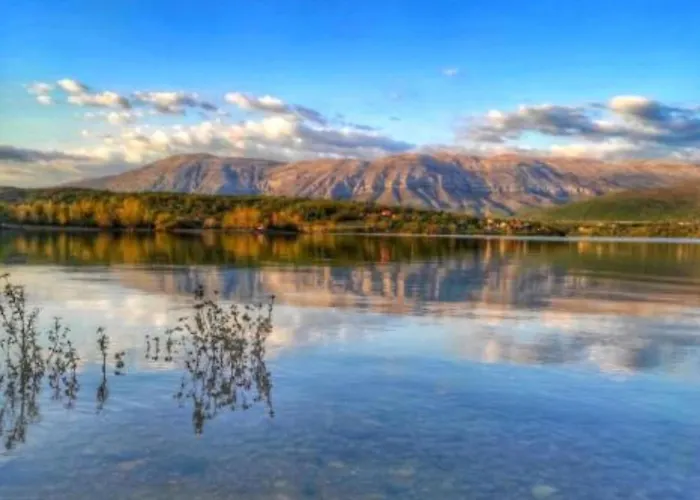 And Mare Vrlika Sinj